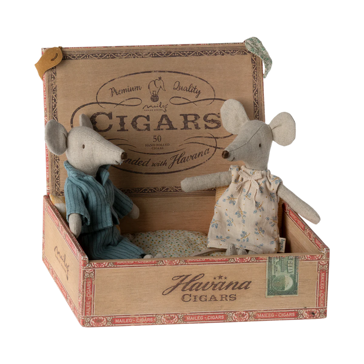 Maileg Mum &amp; Dad Mice in Cigar Box (Blue Floral Nightgown)