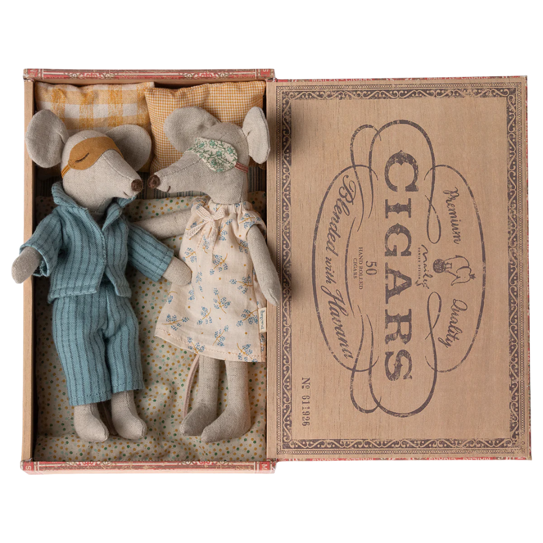 Maileg Mum &amp; Dad Mice in Cigar Box (Blue Floral Nightgown)