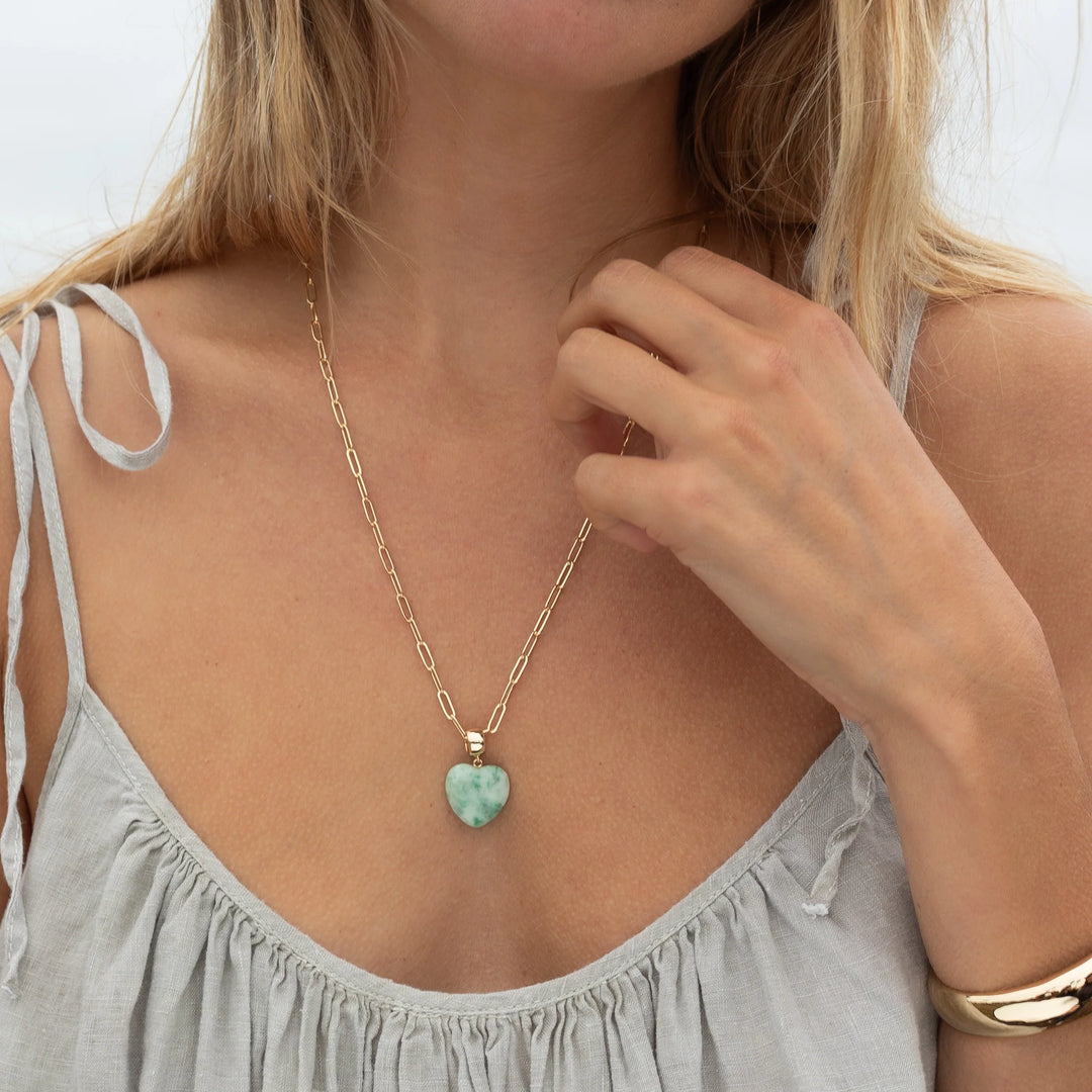 Thatch Gemma Green Dot Bail Charm