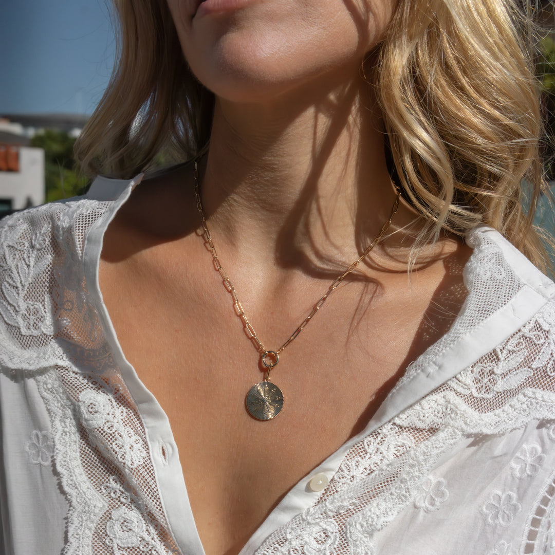 Thatch Finn Charm Clip Necklace 18in.