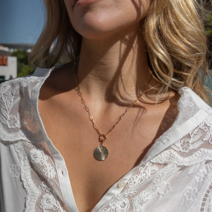 Thatch Finn Charm Clip Necklace 18in.