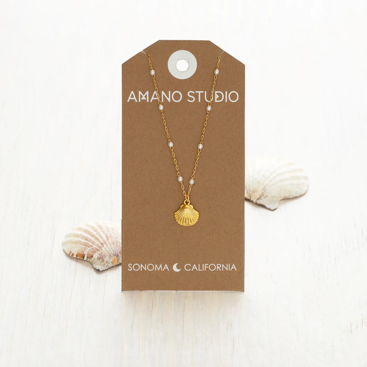 Scallop Shell on Pearl Station Chain Necklace